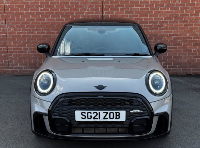 2025 Mini Hatch