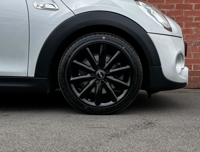 2025 Mini Hatch