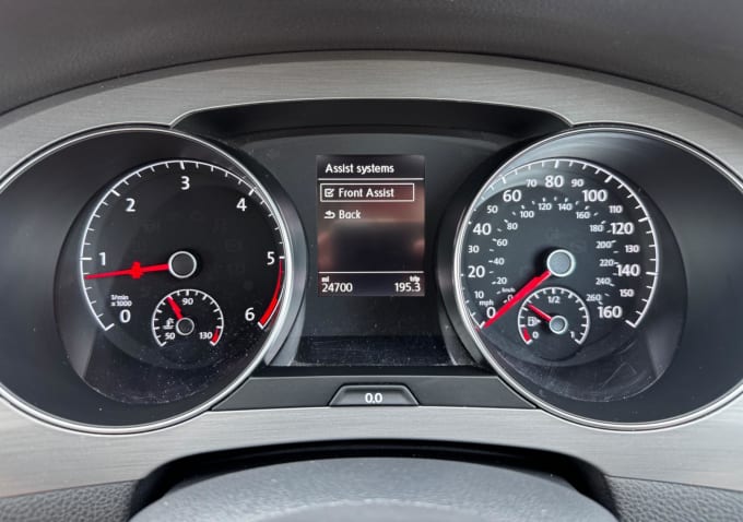 2025 Volkswagen Golf Sv