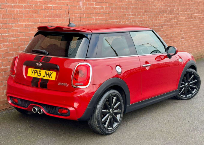 2025 Mini Hatch