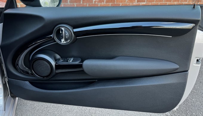 2025 Mini Hatch