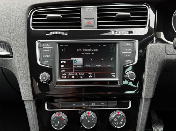 2025 Volkswagen Golf