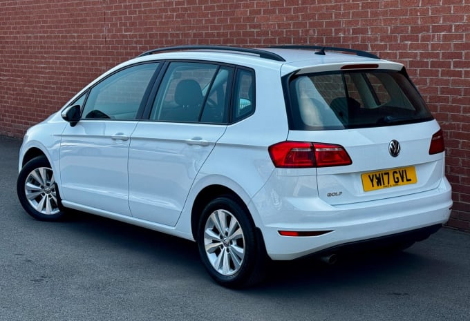 2025 Volkswagen Golf Sv