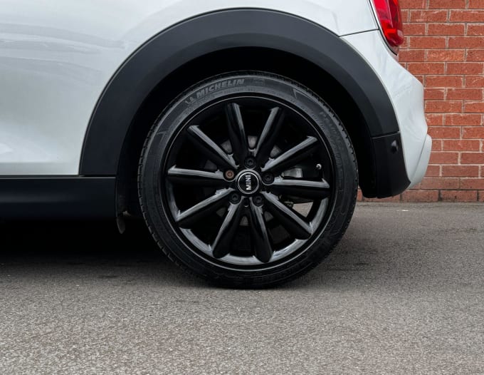 2025 Mini Hatch