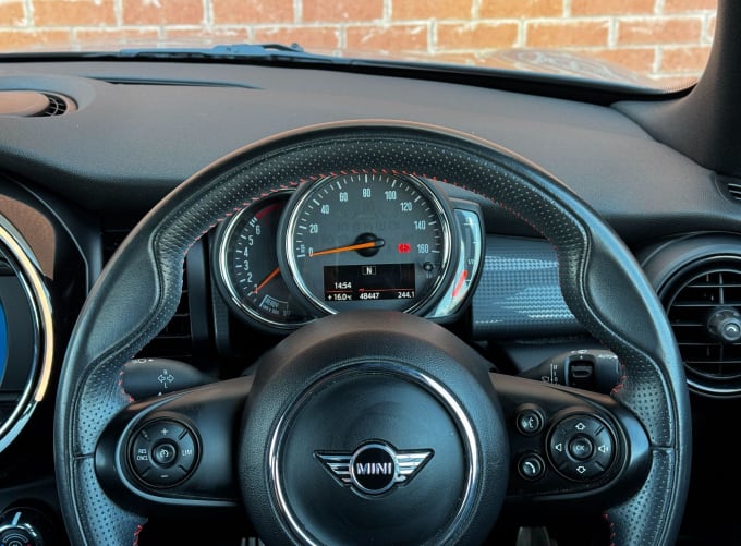2025 Mini Convertible