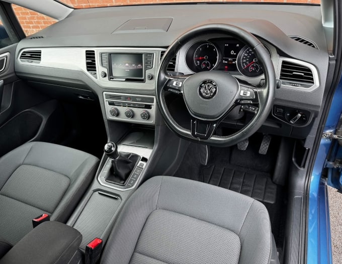 2024 Volkswagen Golf Sv