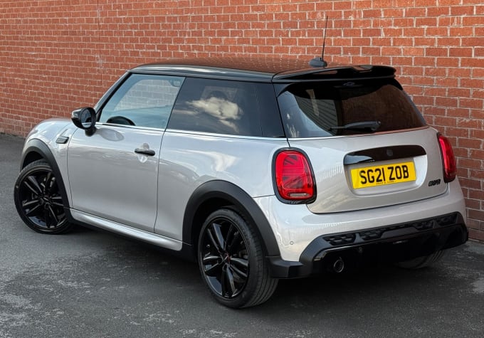 2025 Mini Hatch