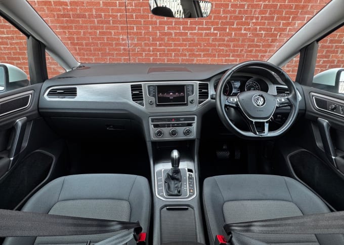 2025 Volkswagen Golf Sv