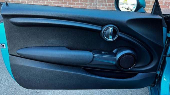2025 Mini Convertible