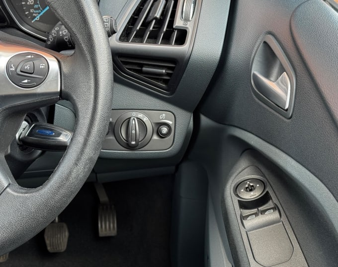 2025 Ford C-max