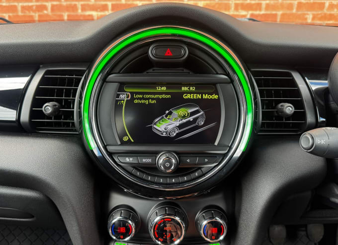 2025 Mini Hatch