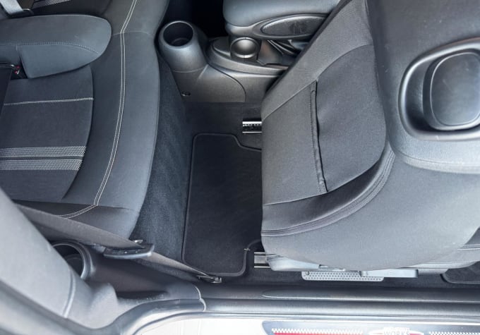 2025 Mini Hatch