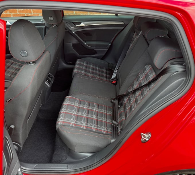 2025 Volkswagen Golf