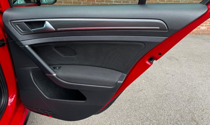 2025 Volkswagen Golf