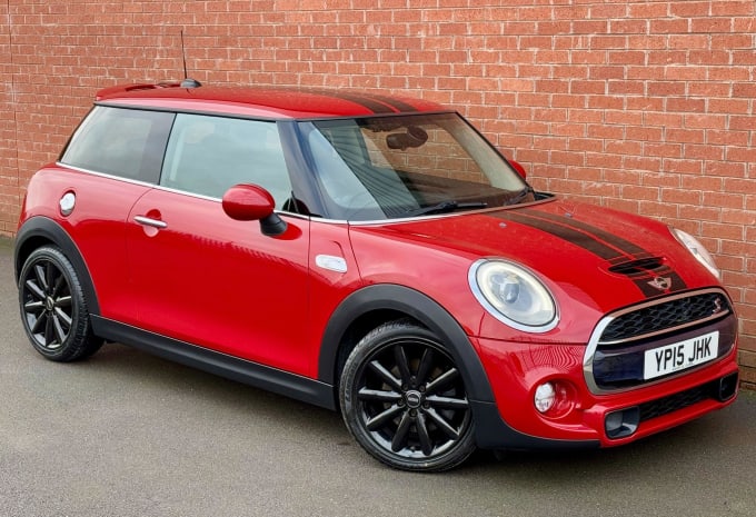 2025 Mini Hatch