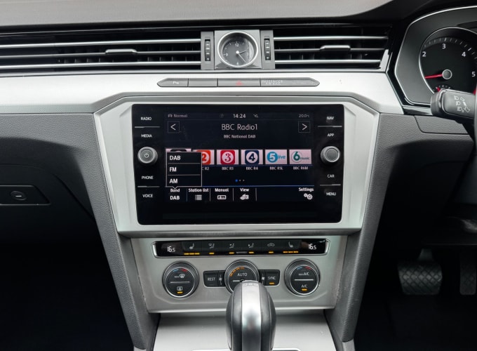 2025 Volkswagen Passat