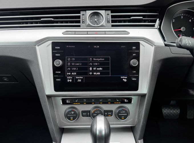 2025 Volkswagen Passat