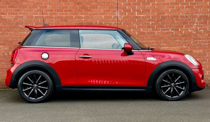 2025 Mini Hatch