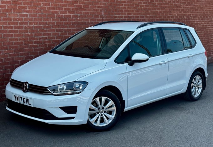 2025 Volkswagen Golf Sv