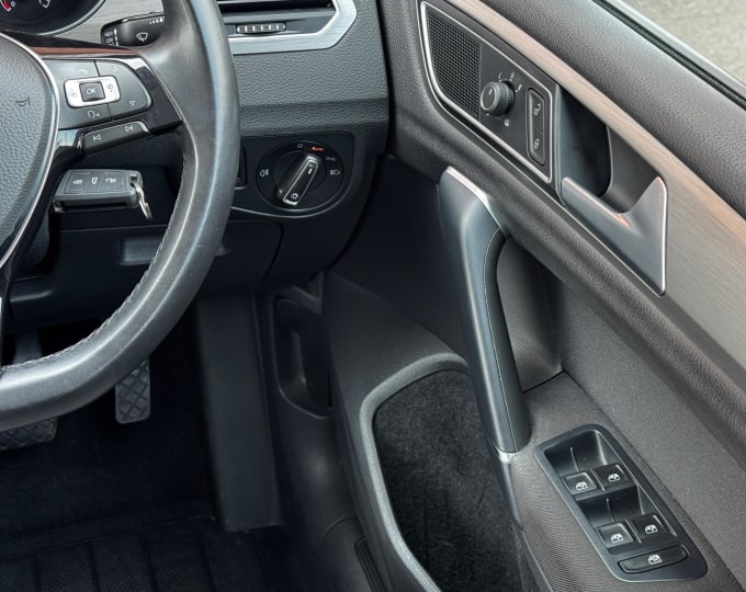 2025 Volkswagen Golf Sv