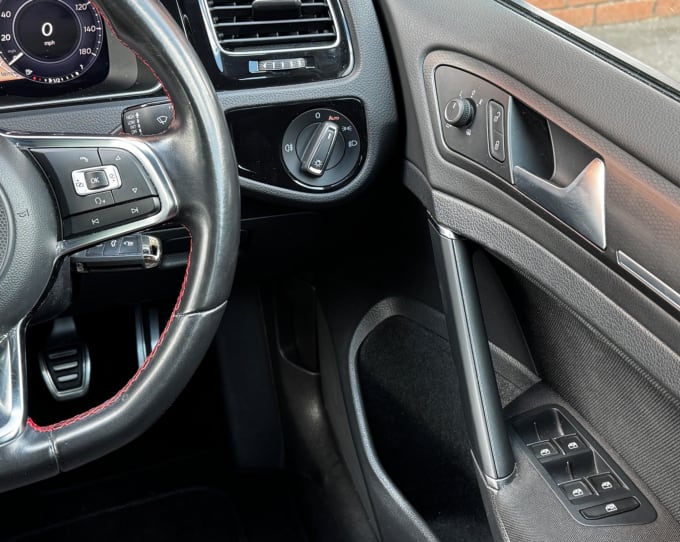 2025 Volkswagen Golf