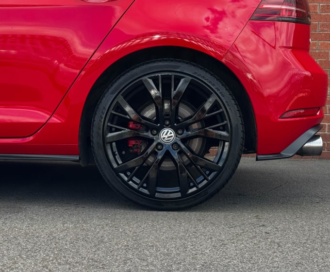 2025 Volkswagen Golf
