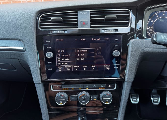 2025 Volkswagen Golf