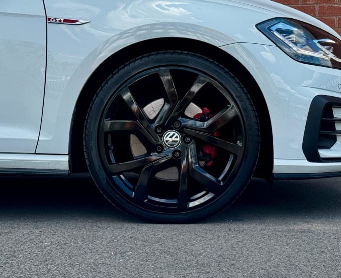 2025 Volkswagen Golf