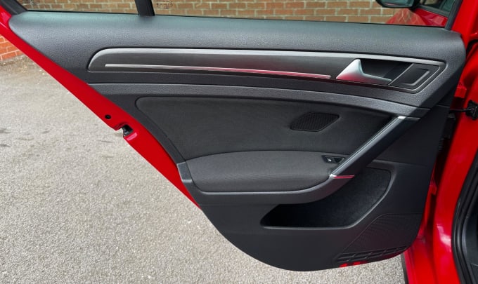2025 Volkswagen Golf