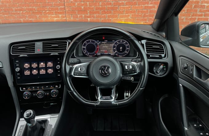 2024 Volkswagen Golf