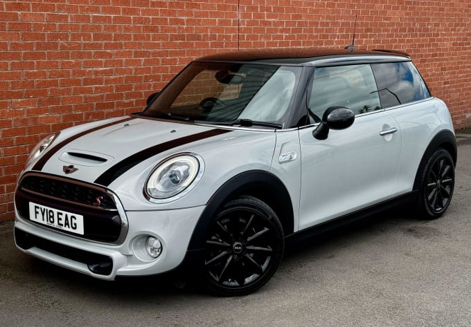 2025 Mini Hatch