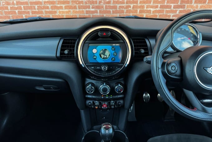 2025 Mini Convertible