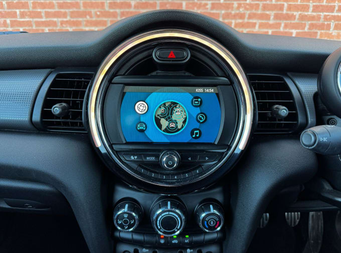 2025 Mini Convertible