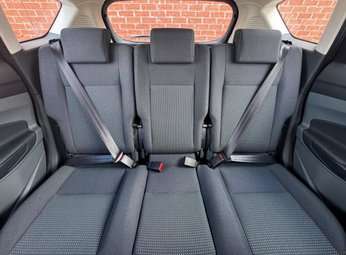 2025 Ford C-max