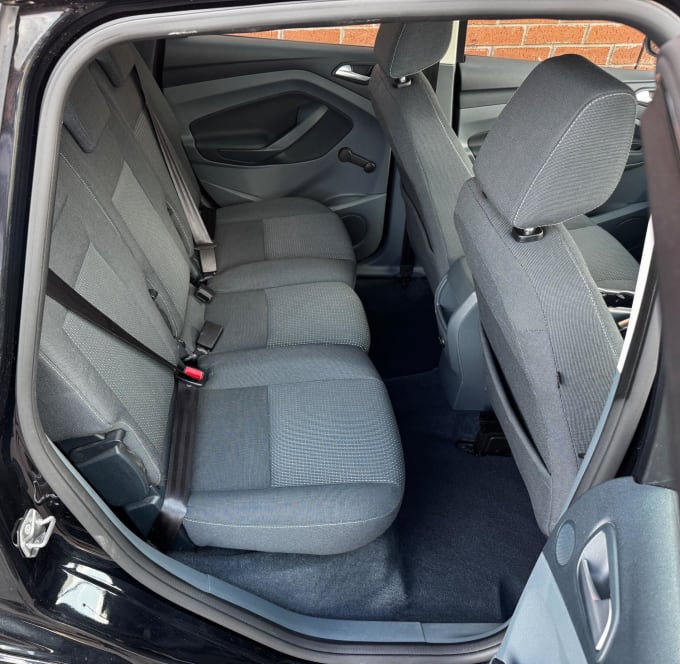 2025 Ford C-max