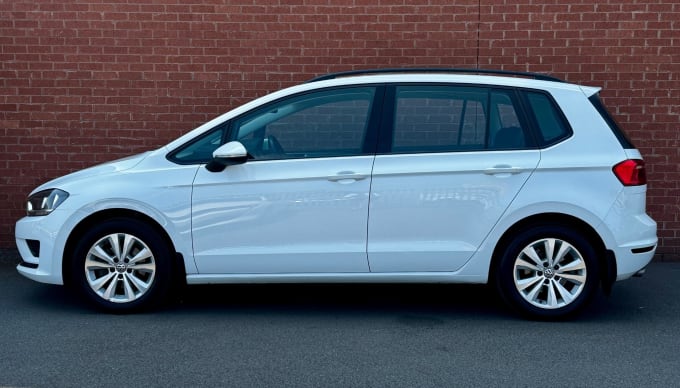 2025 Volkswagen Golf Sv