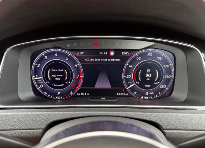 2025 Volkswagen Golf
