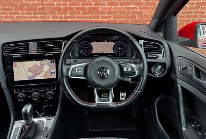 2025 Volkswagen Golf