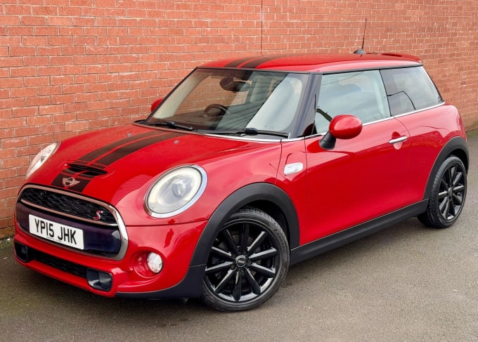 2025 Mini Hatch