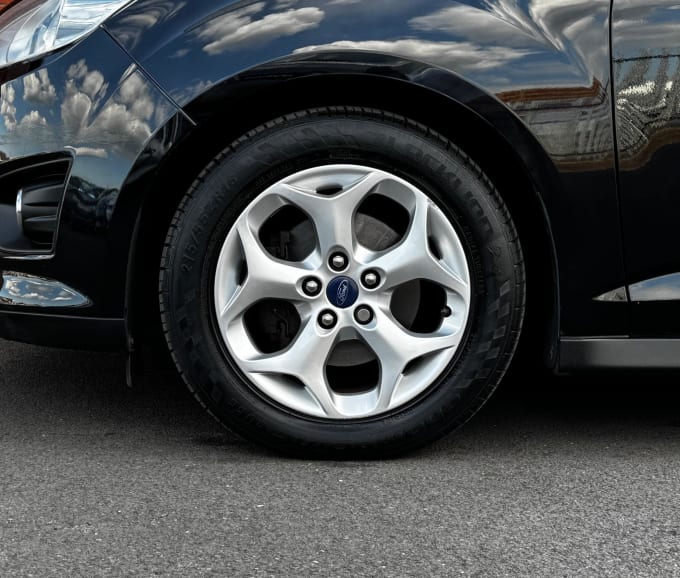 2025 Ford C-max