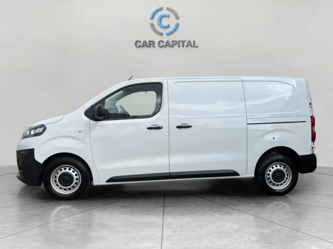 2025 Vauxhall Vivaro