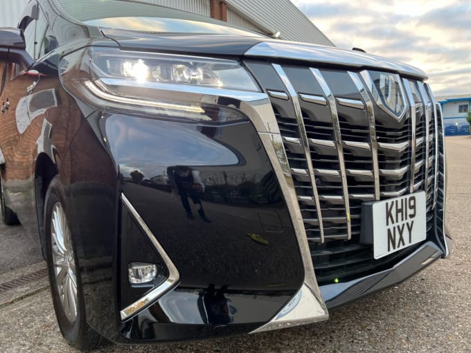 2025 Toyota Alphard