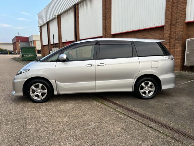 2025 Toyota Estima