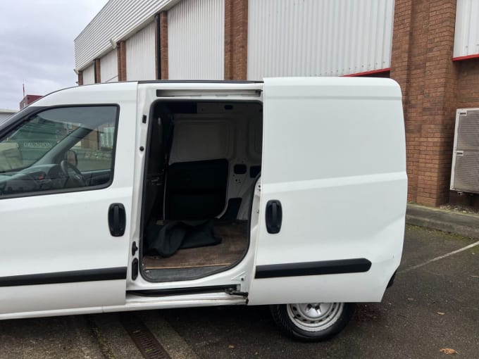 2025 Vauxhall Combo