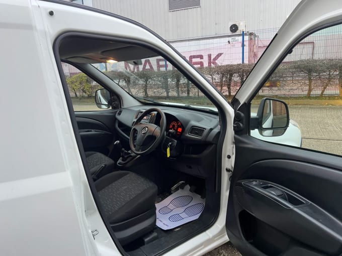 2025 Vauxhall Combo