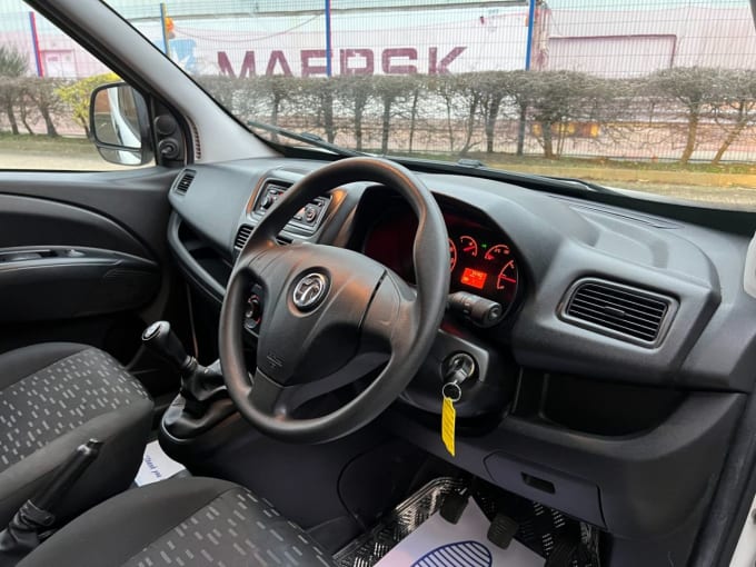 2025 Vauxhall Combo