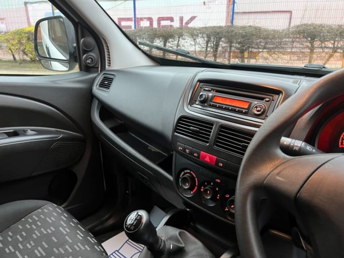 2025 Vauxhall Combo