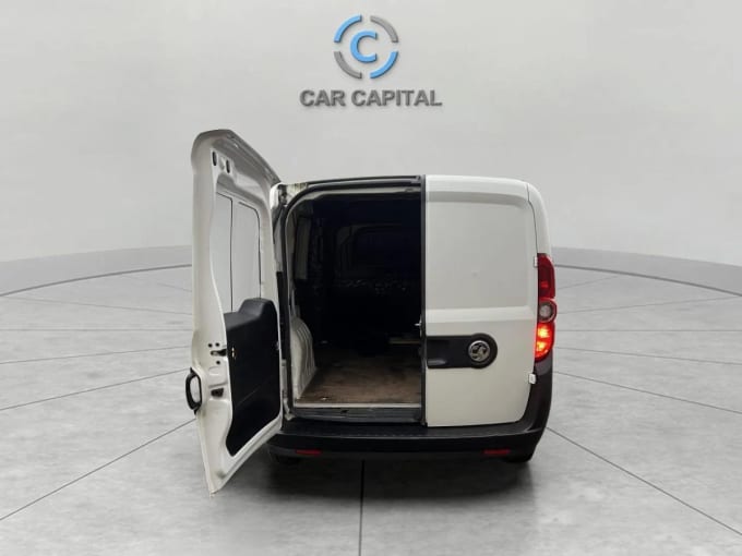 2025 Vauxhall Combo