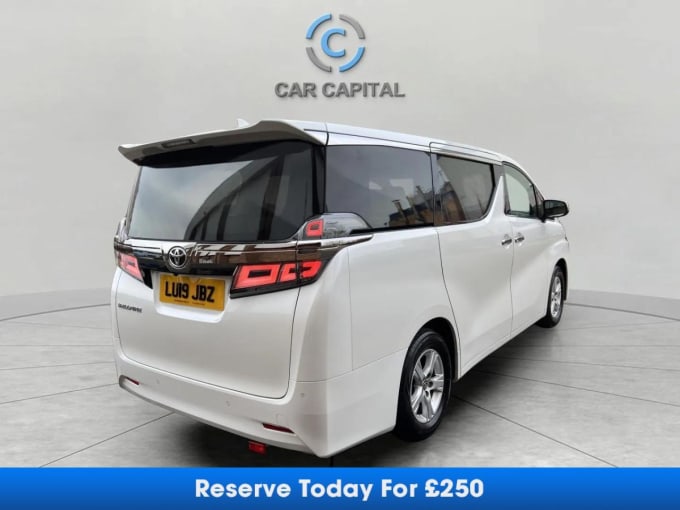 2025 Toyota Vellfire