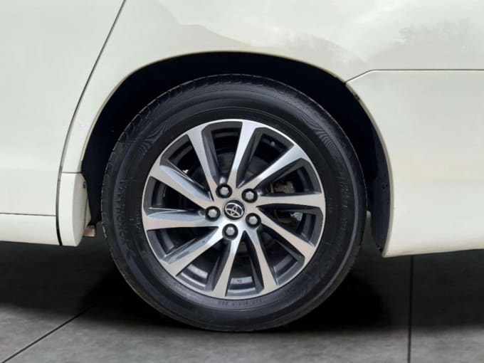 2025 Toyota Alphard